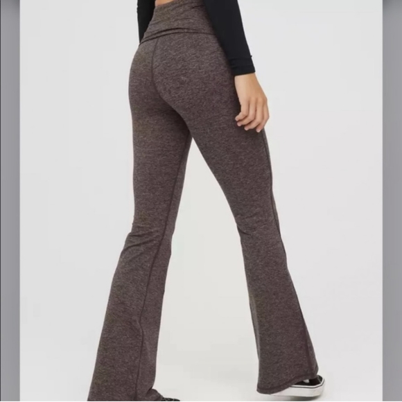 aerie Pants & Jumpsuits Offline By Aerie The Hugger High Waisted